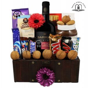 Moshe-Treasure-Box-Passover-Gift-Basket